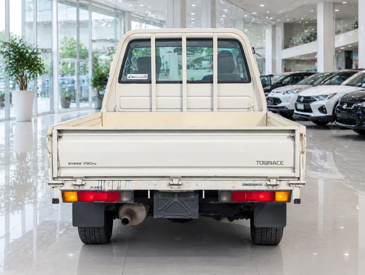 Toyota townace 2003 thumbnail 4