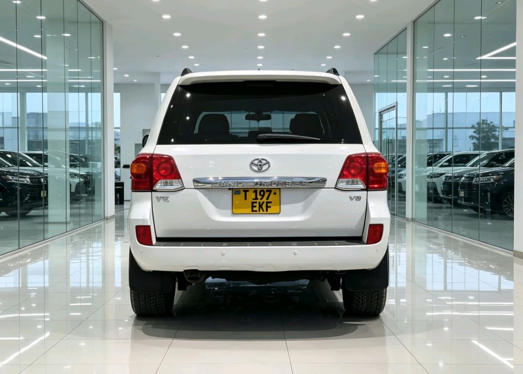 Toyota Land Cruiser VX 2015 thumbnail 7