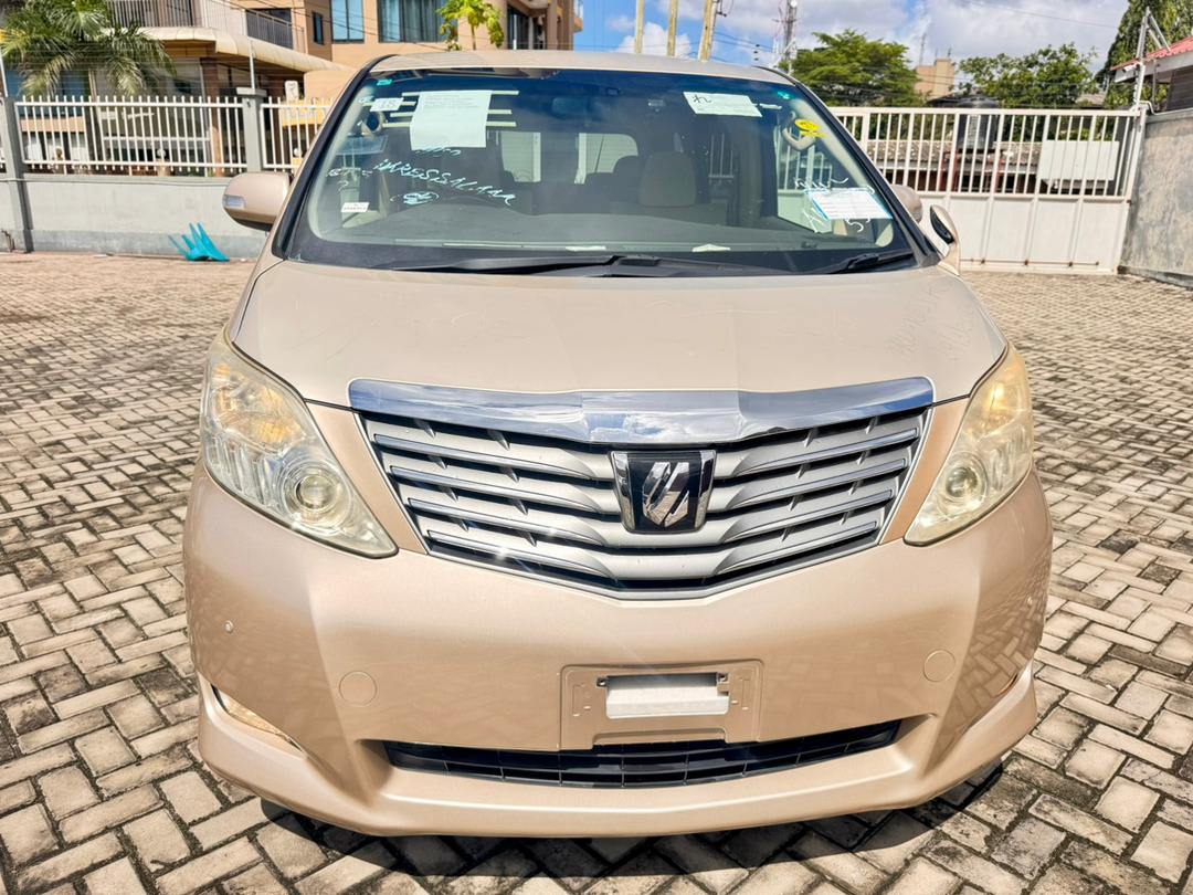 Toyota Alphard 2009 view