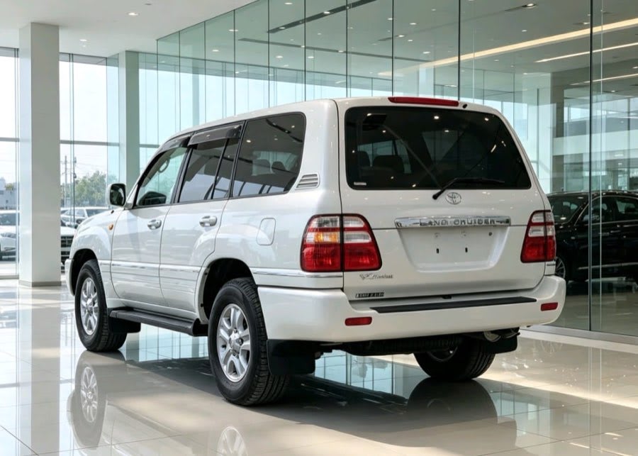 Toyota Land Cruiser VX 2011 thumbnail 2