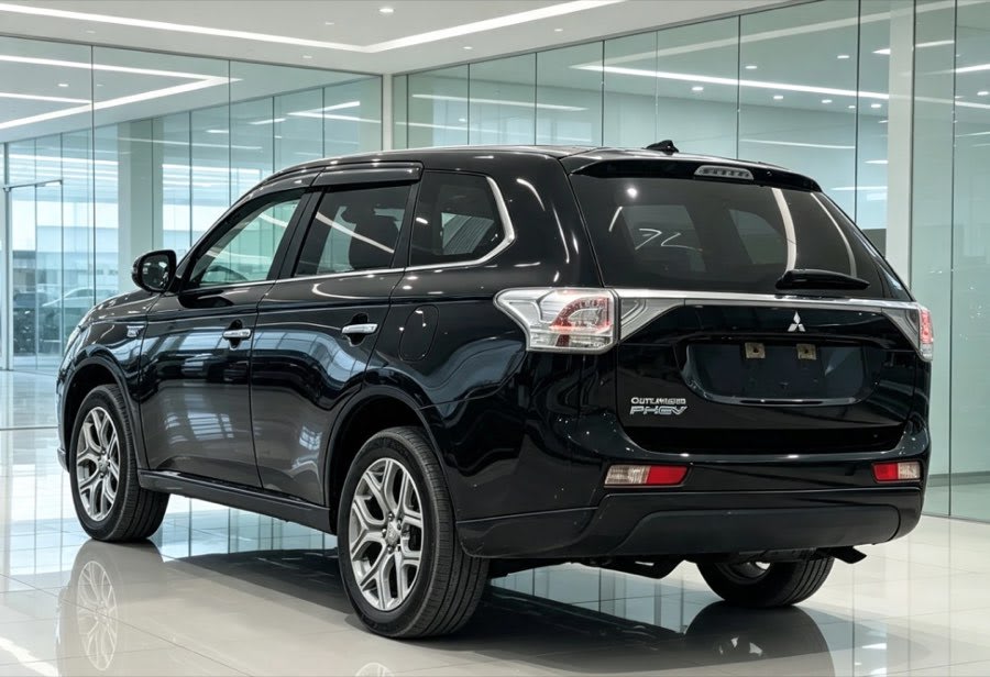Mitsubishi Outlander 2013 thumbnail 2