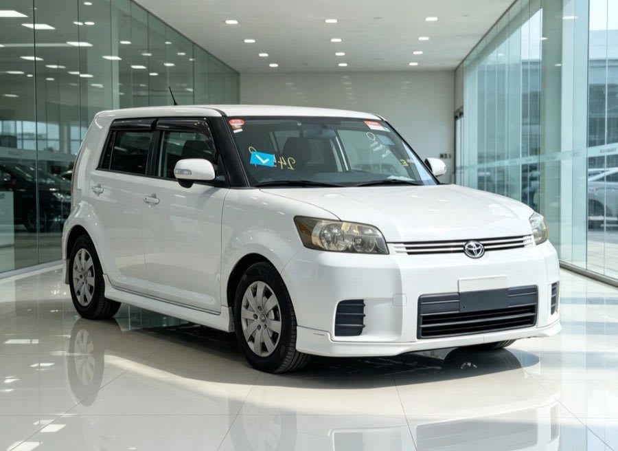 Toyota IST 2006 thumbnail 4
