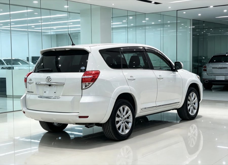 Toyota Vanguard 2011 thumbnail 4