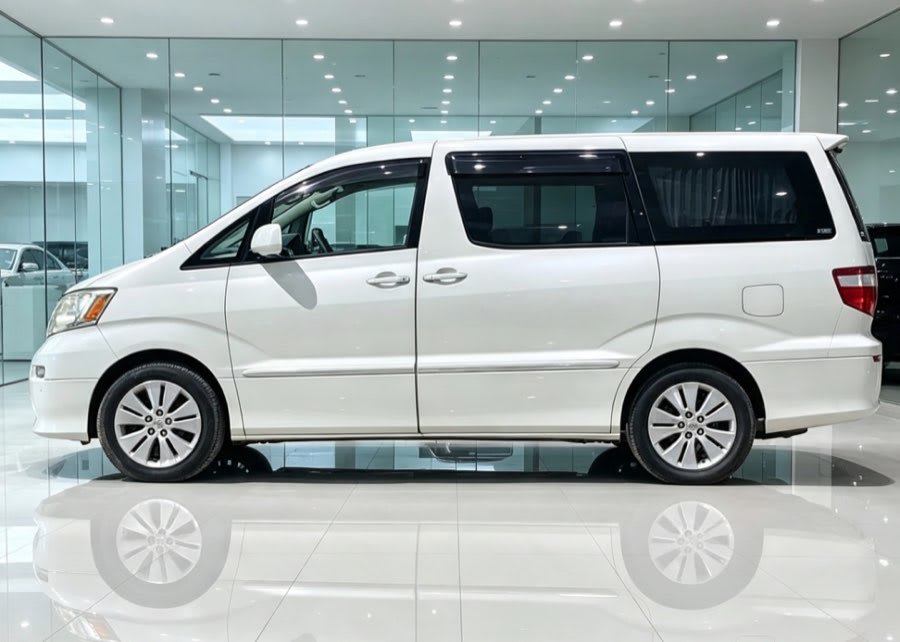 Toyota Alphard 2003 thumbnail 3