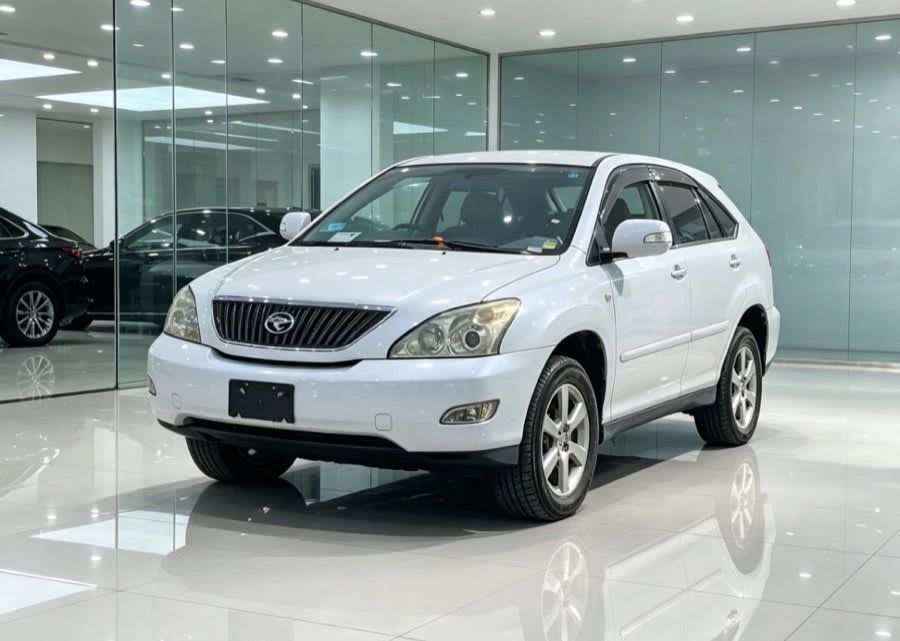 Toyota Harrier 2006 thumbnail 3