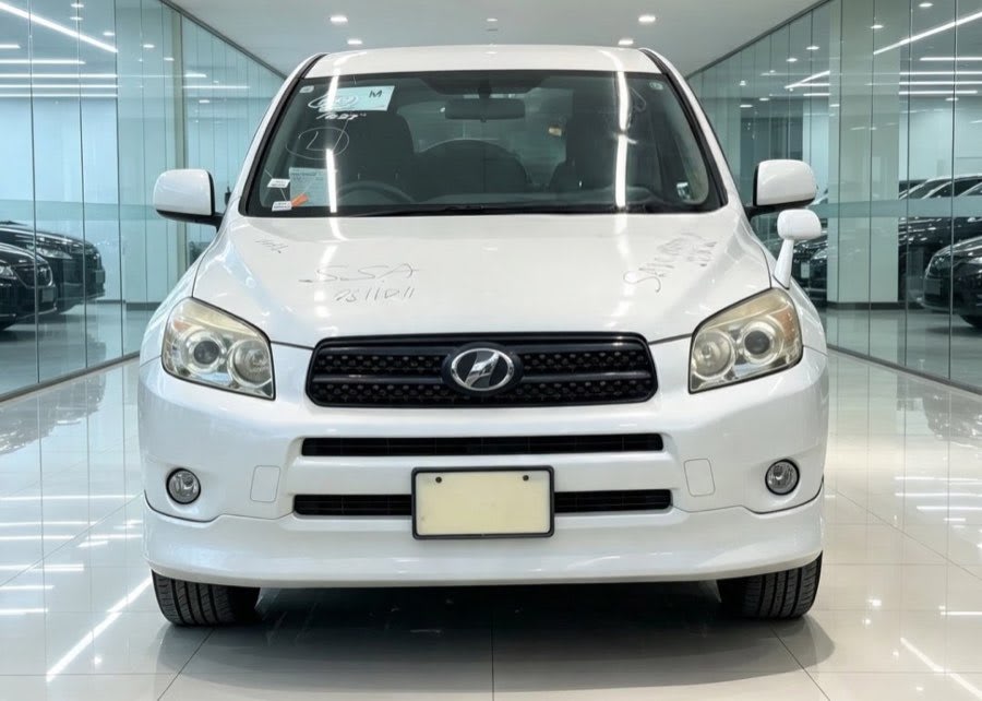 Toyota RAV4 2005 view
