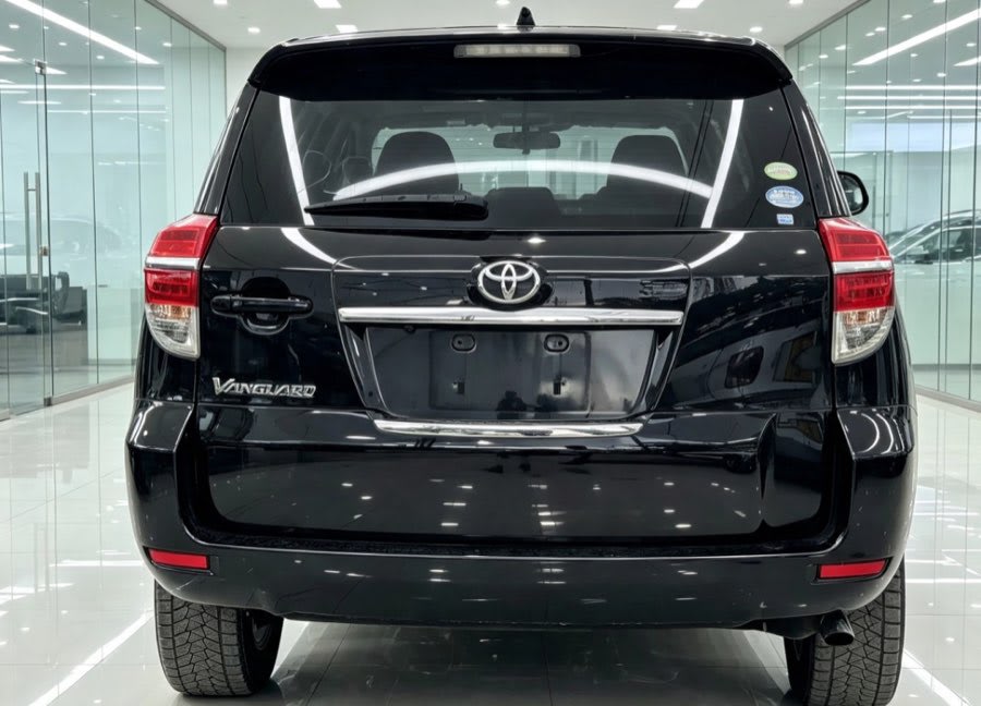 Toyota Vanguard 2011 thumbnail 2