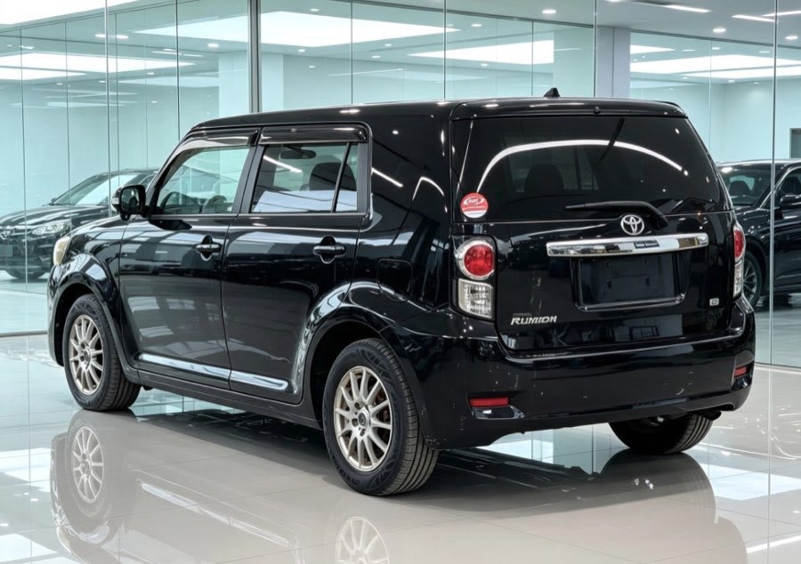 Toyota rumion 2010 thumbnail 4