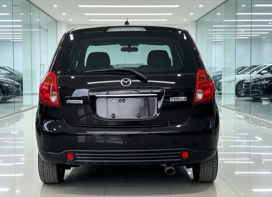 Mazda Verisa 2007 thumbnail 2