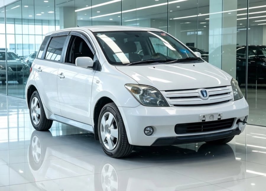 Toyota IST 2004 thumbnail 4
