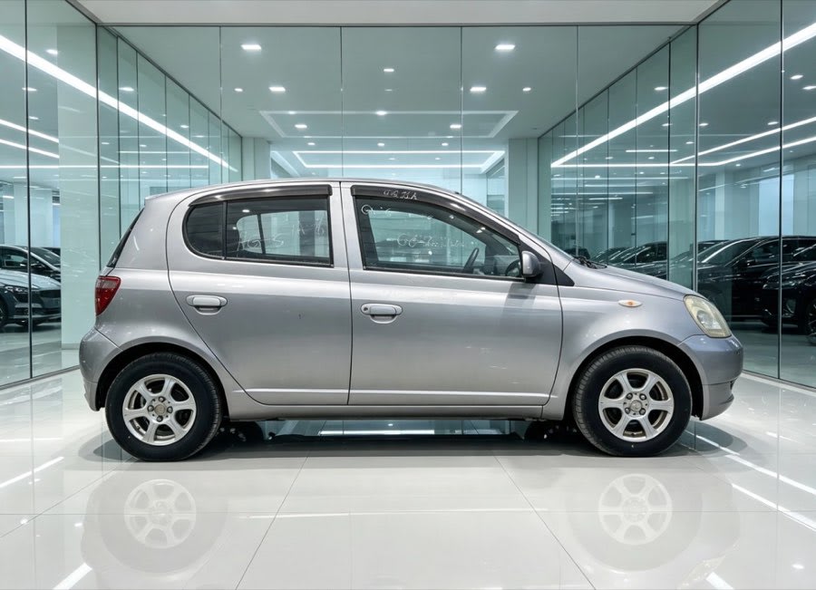 Toyota Vitz 2001 thumbnail 3