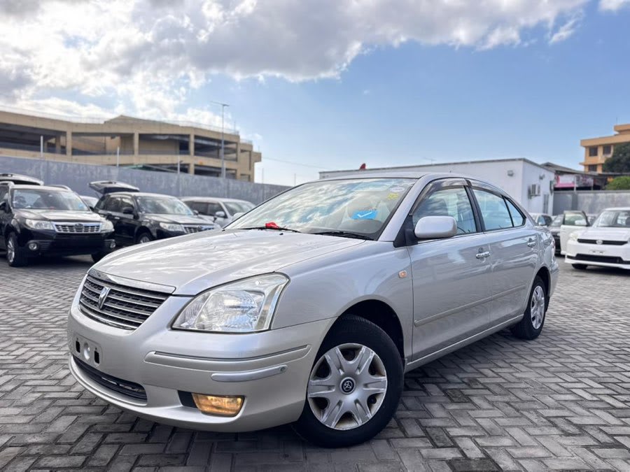 Toyota Premio 2003 view