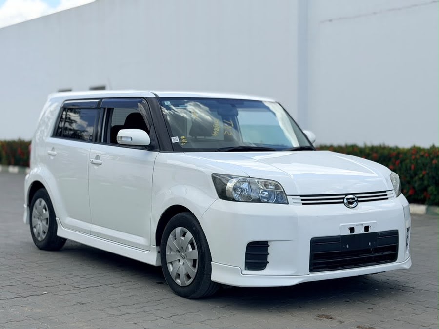 Toyota rumion 2008 view