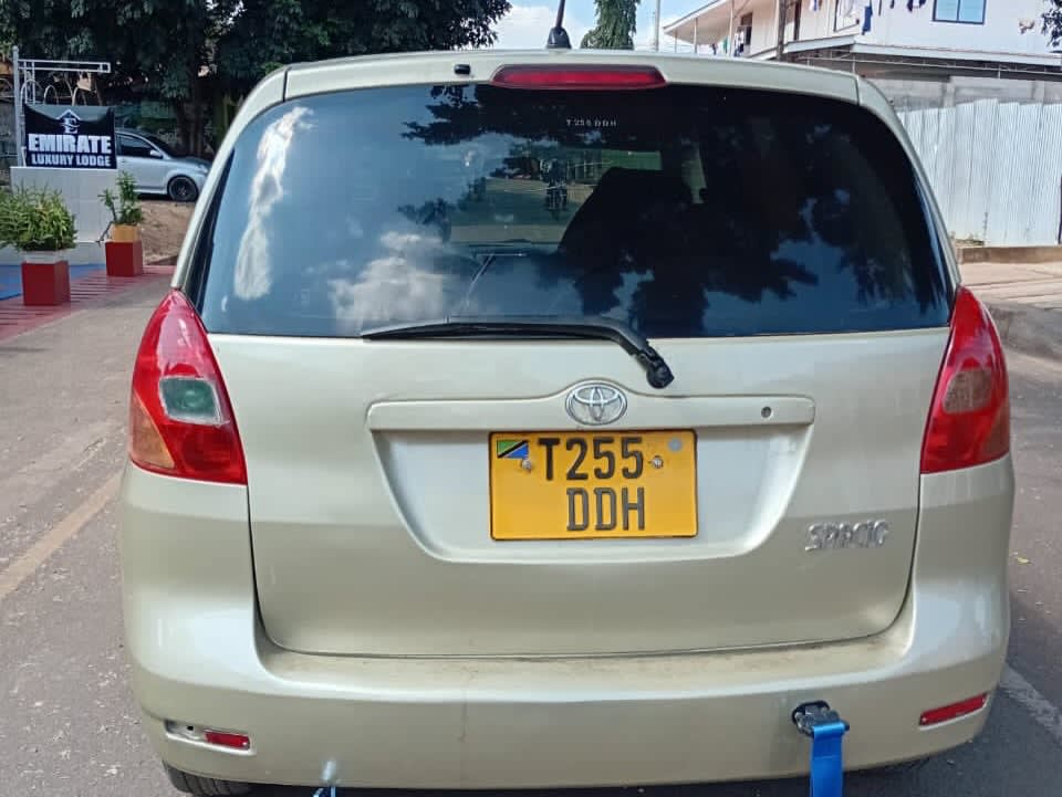 Toyota Spacio 2002 thumbnail 4
