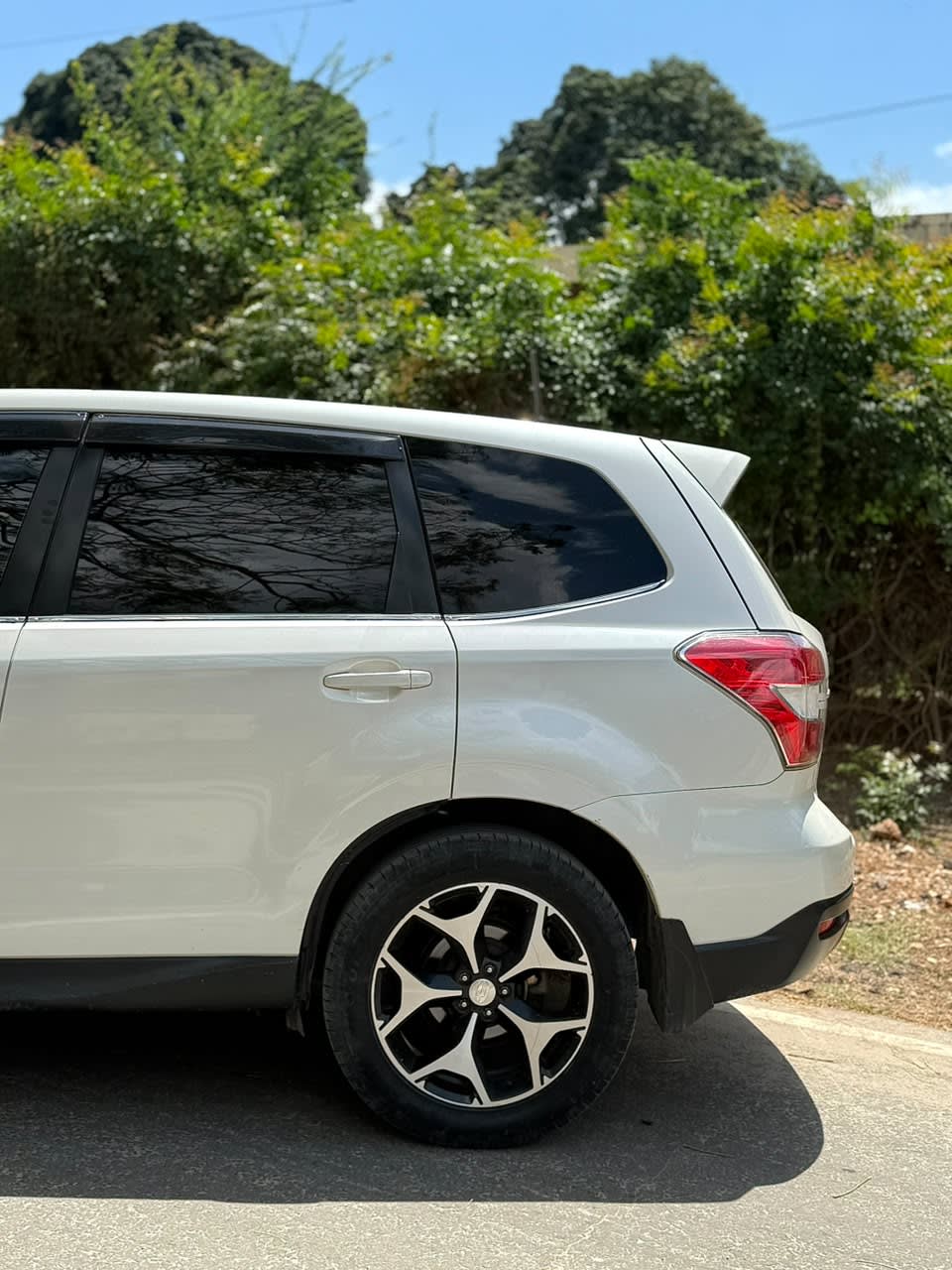 Subaru Forester 2014 thumbnail 2