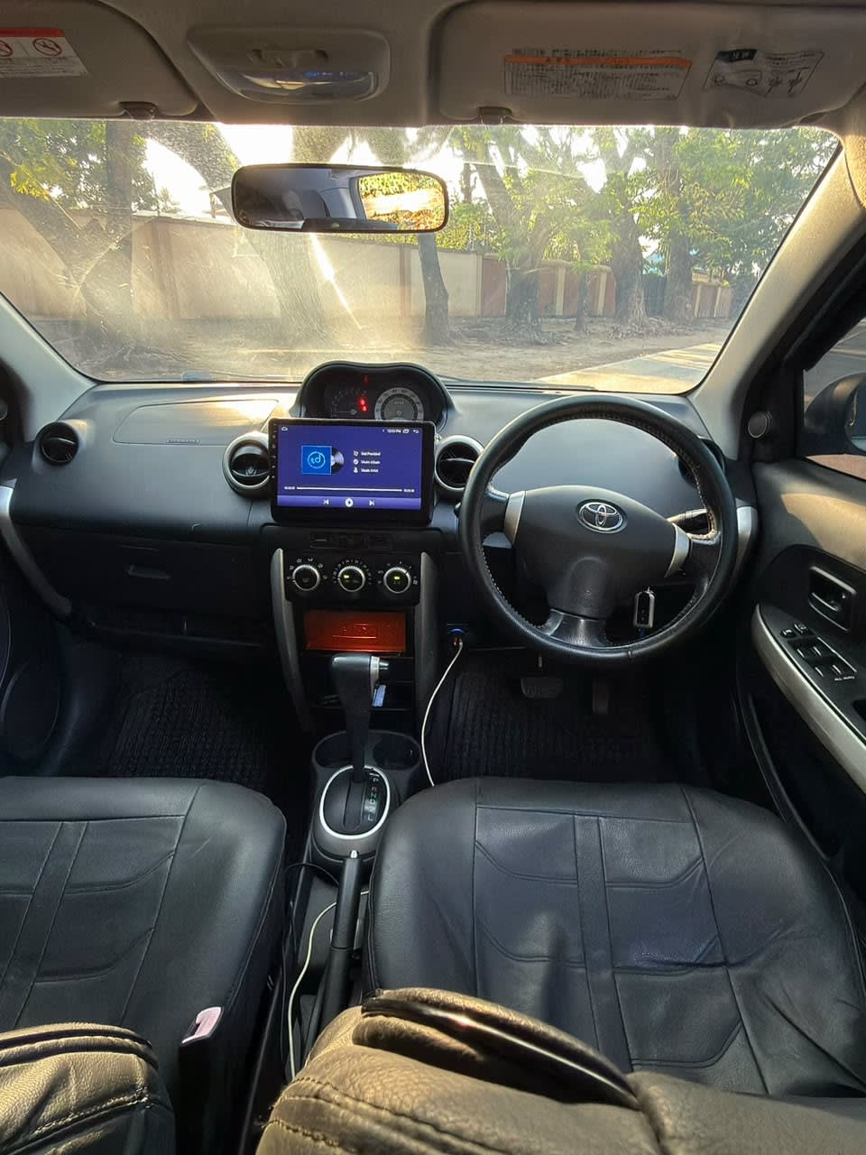 Toyota IST 2006 thumbnail 5