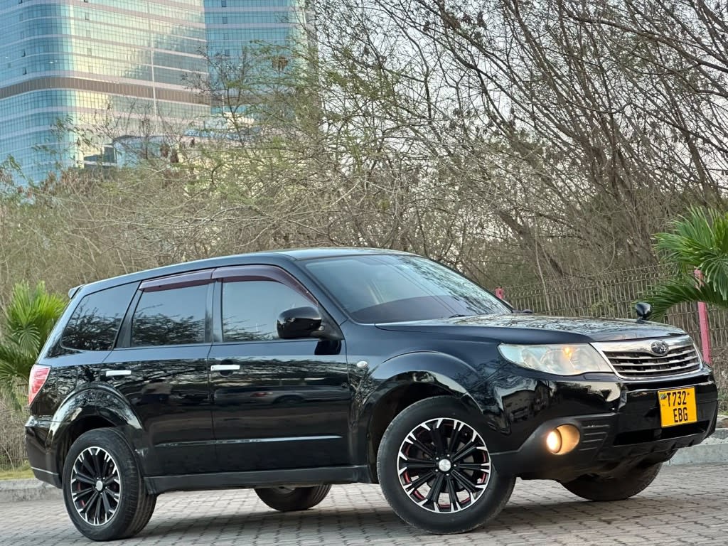 Subaru Forester 2010 thumbnail 2