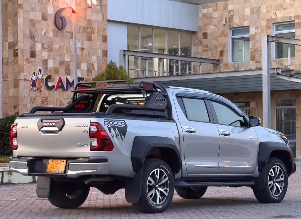 Toyota Hilux 2020 thumbnail 5
