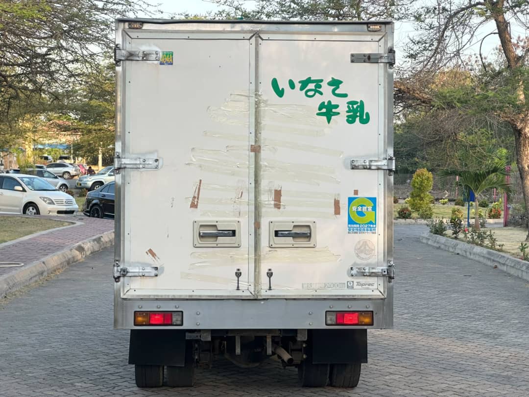 Mitsubishi Canter 1998 thumbnail 2