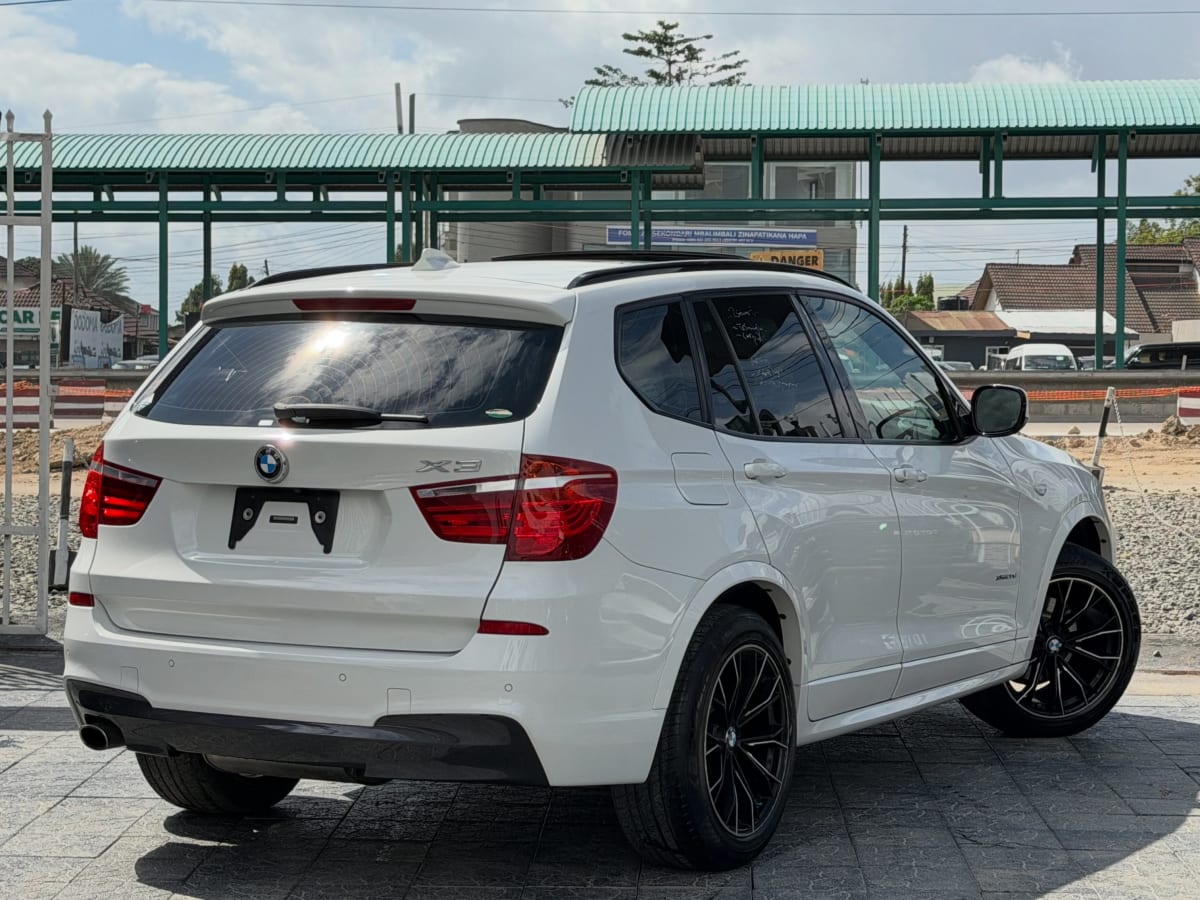 BMW X3 2013 thumbnail 6