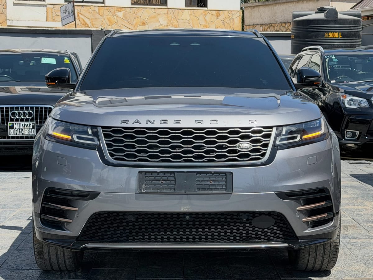 Range Rover Velar 2021 view