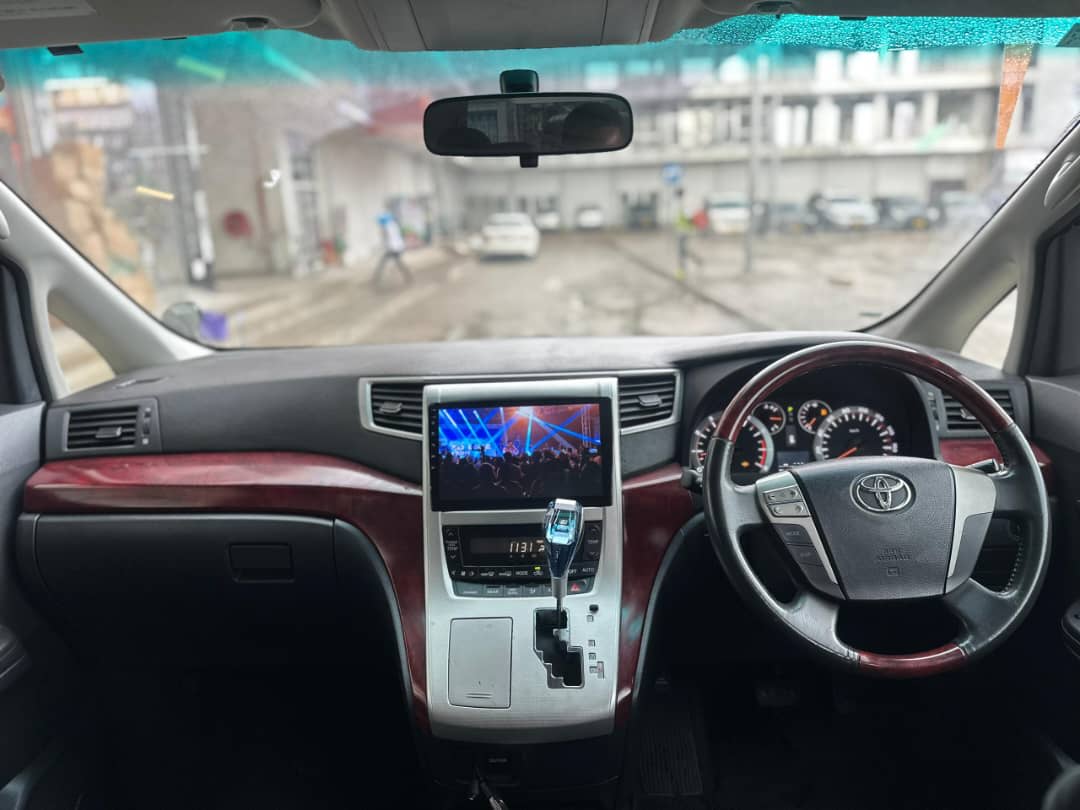 Toyota Alphard 2009 thumbnail 6