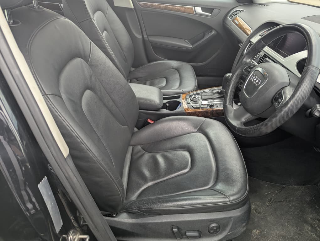 Audi A4 2012 thumbnail 10