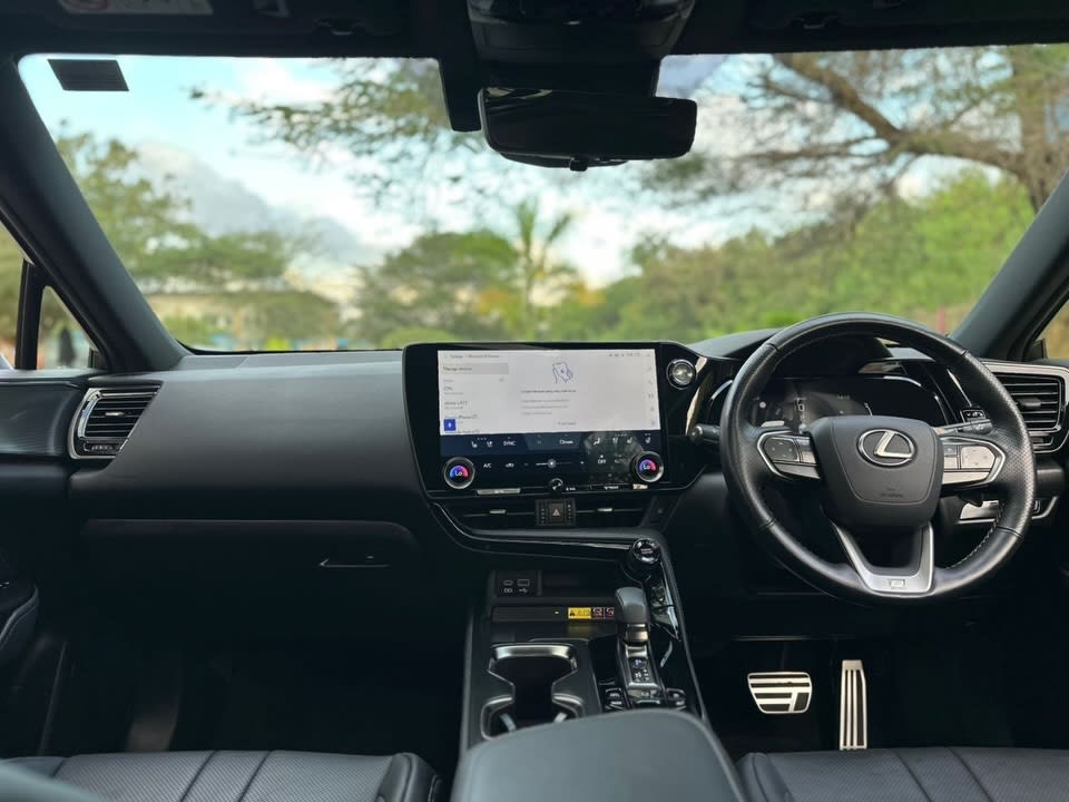 Lexus NX 450h 2022 thumbnail 3