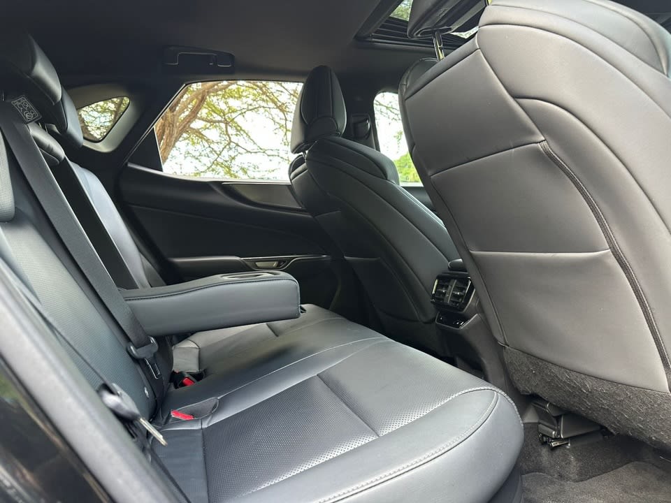 Lexus NX 450h 2022 thumbnail 6
