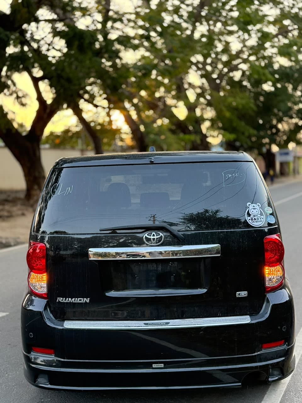 Toyota rumion 2009 thumbnail 3