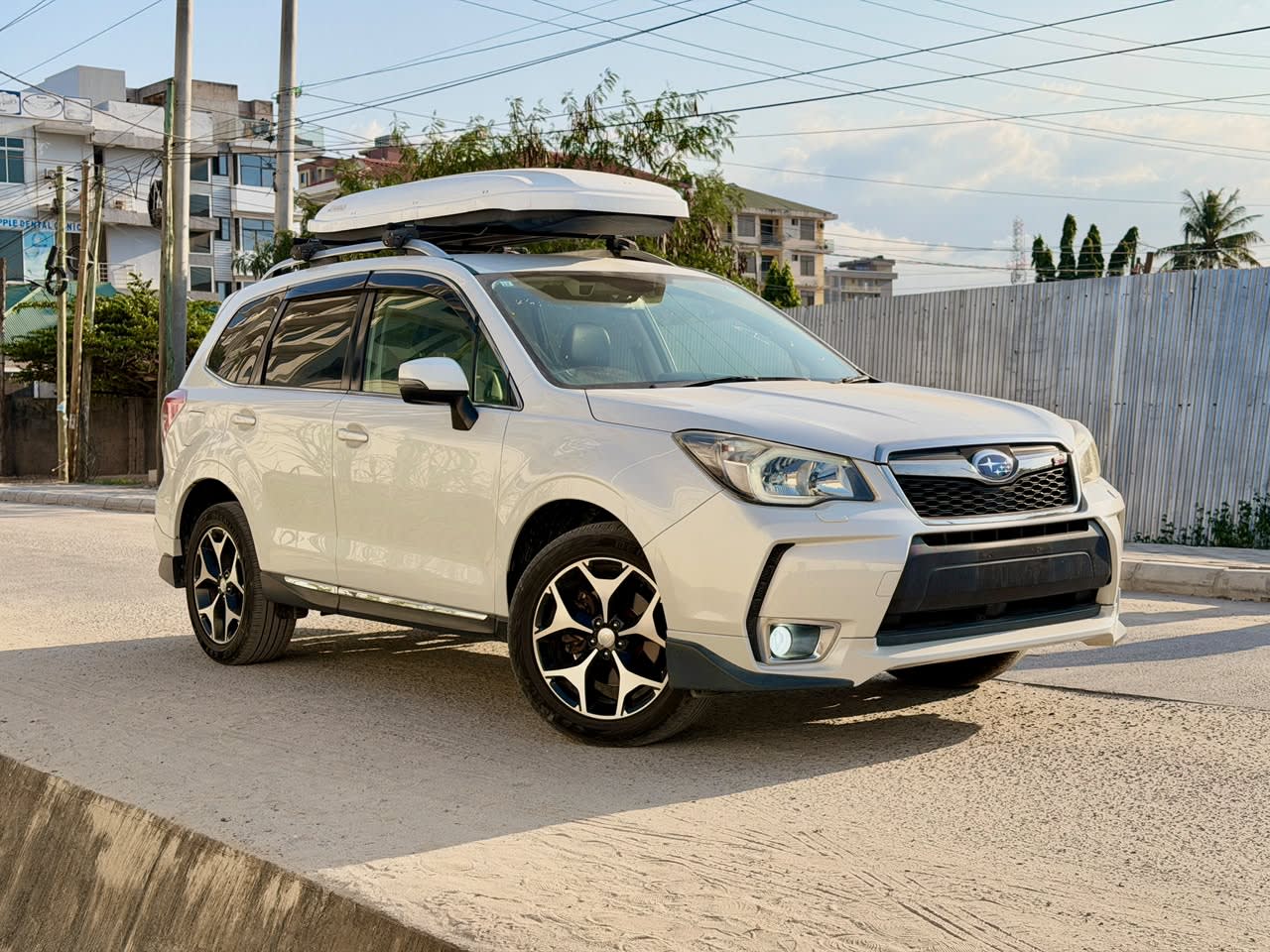 Subaru Forester 2014 thumbnail 4