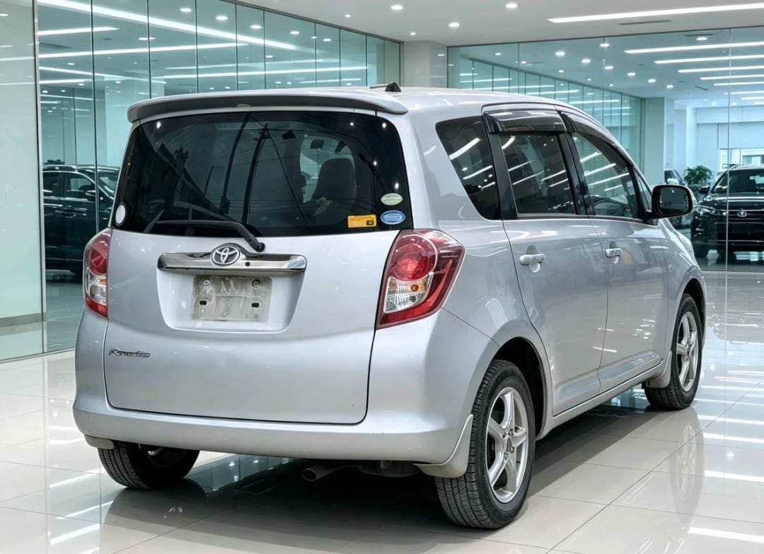 Toyota Ractis 2009 thumbnail 2