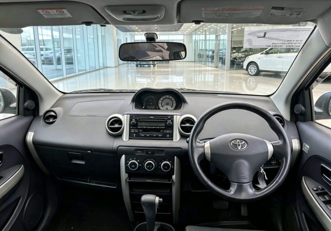 Toyota IST 2007 thumbnail 11