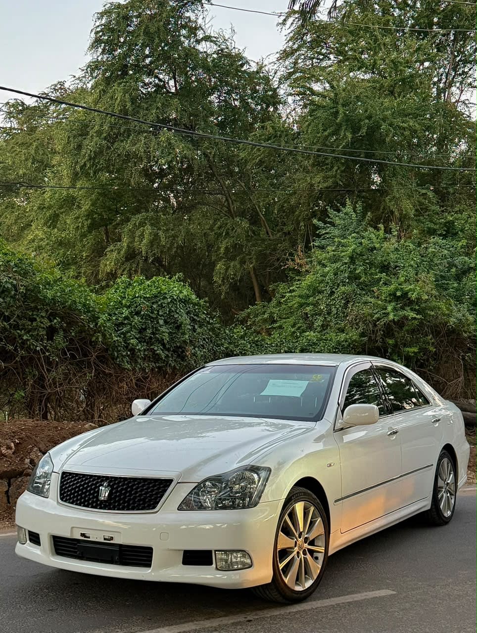 Toyota Crown Athlete 2005 thumbnail 2