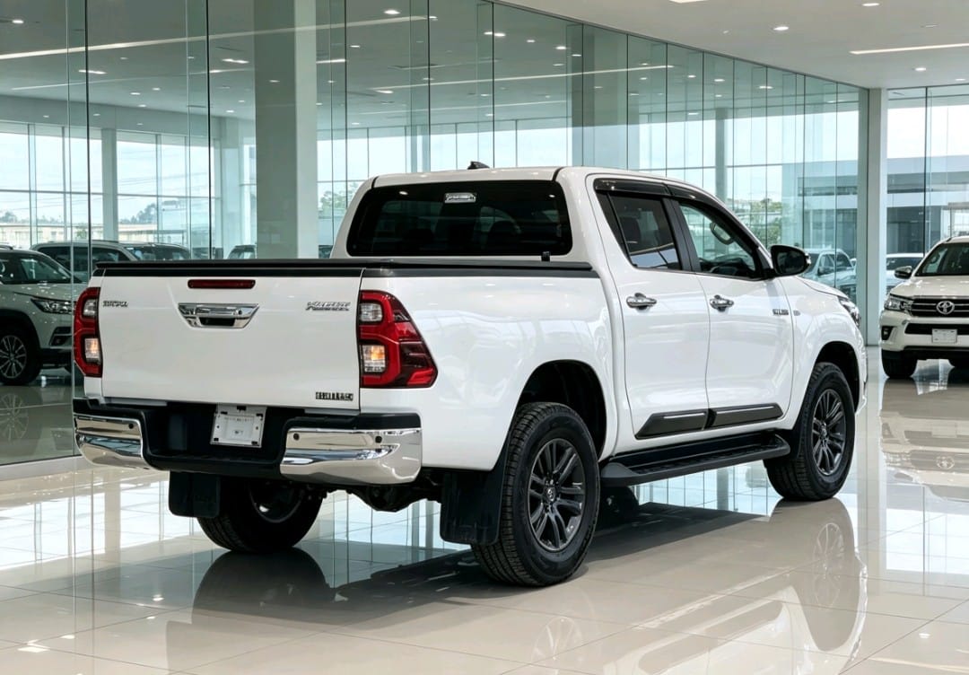 Toyota Hilux 2021 thumbnail 2