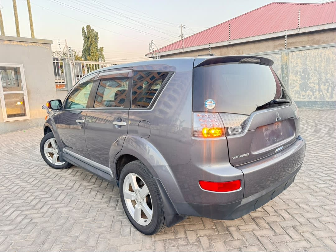 Mitsubishi Outlander 2009 thumbnail 9