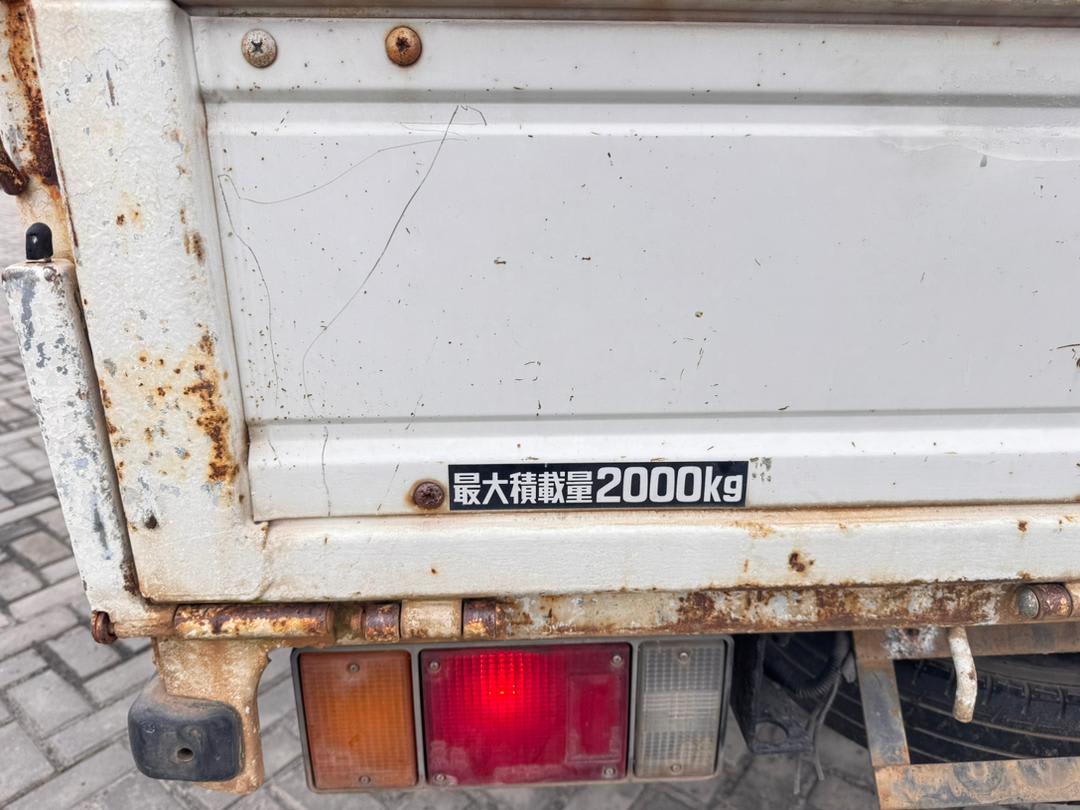 Isuzu ELF 1992 thumbnail 3