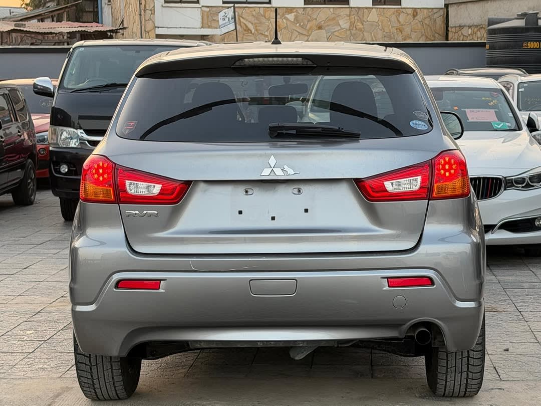 Mitsubishi RVR 2011 thumbnail 5