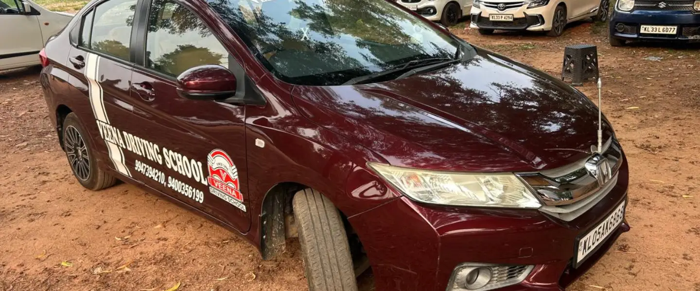 Road confidence expert advanced driving course