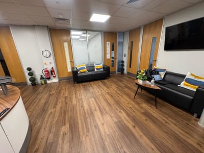 Online video physiotherapy consultation with a TheraVive Chartered Physiotherapist