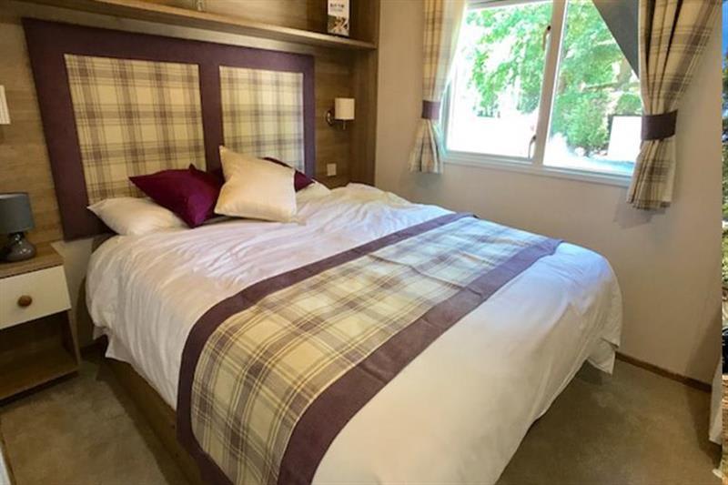 property gallery image 4