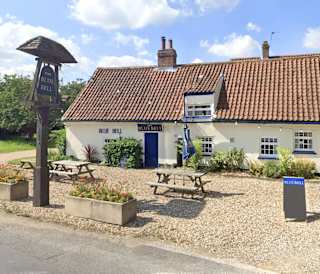 Dog friendly pubs near Tattershall Lakes