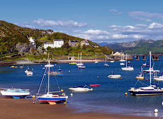 Dolgellau image