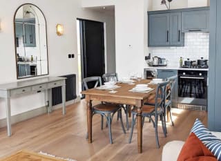 Barn Style Luxury Lodge image