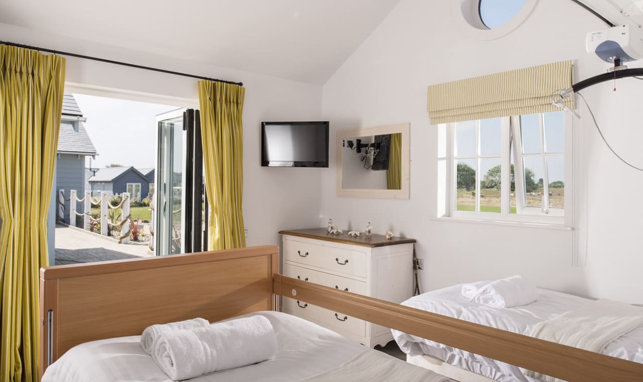 Superior Beach House Accessible image