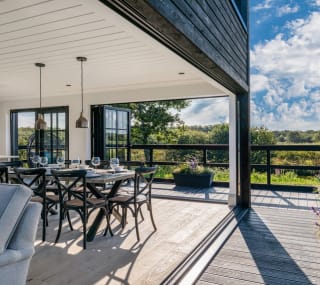 Roof Terrace Luxury Lodge image