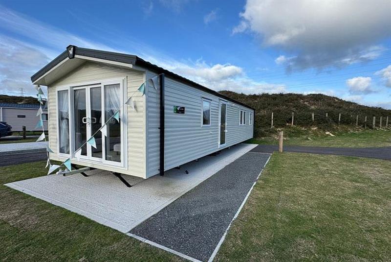 property gallery image 1