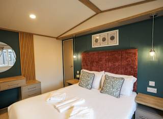 Ellery Waterside image