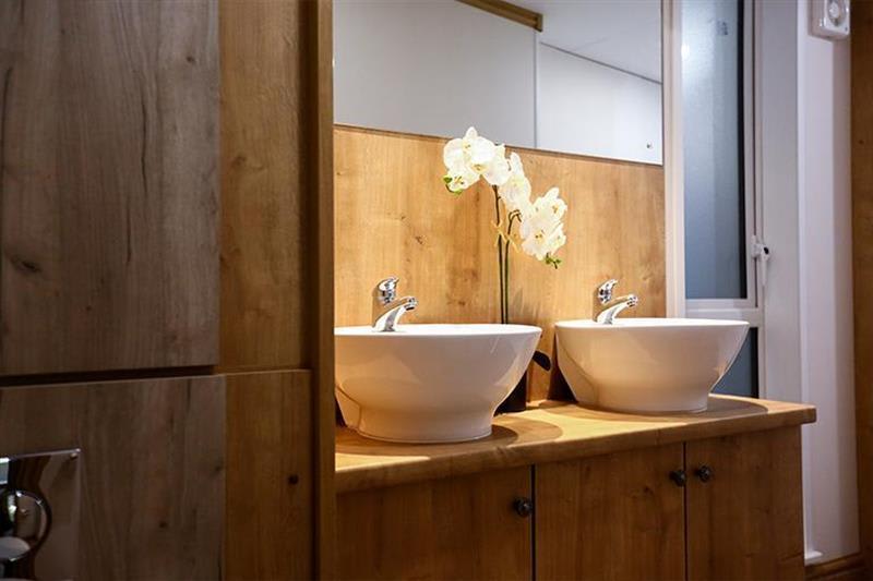 property gallery image 5