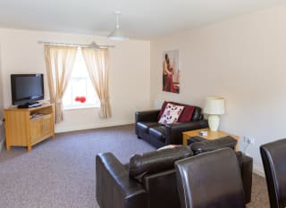 Superior Apartment image